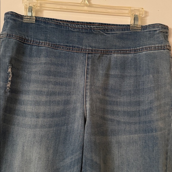 INC Classic Blue Distressed and Women Cuffed Jeans….Size 10/30 - Picture 1 of 11